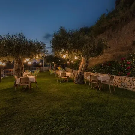 Nocleg ze śniadaniem La Risacca Relais Belvedere Marittimo