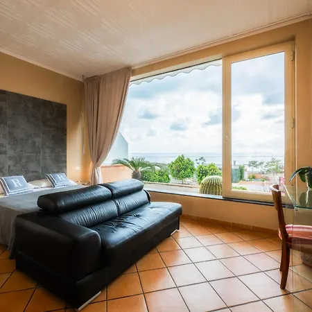 Alojamento de Acomodação e Pequeno-almoço La Risacca Relais